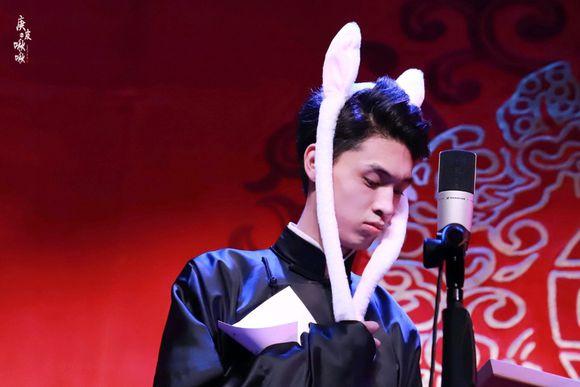 张贺轮相声最新动态，传统艺术的创新演绎